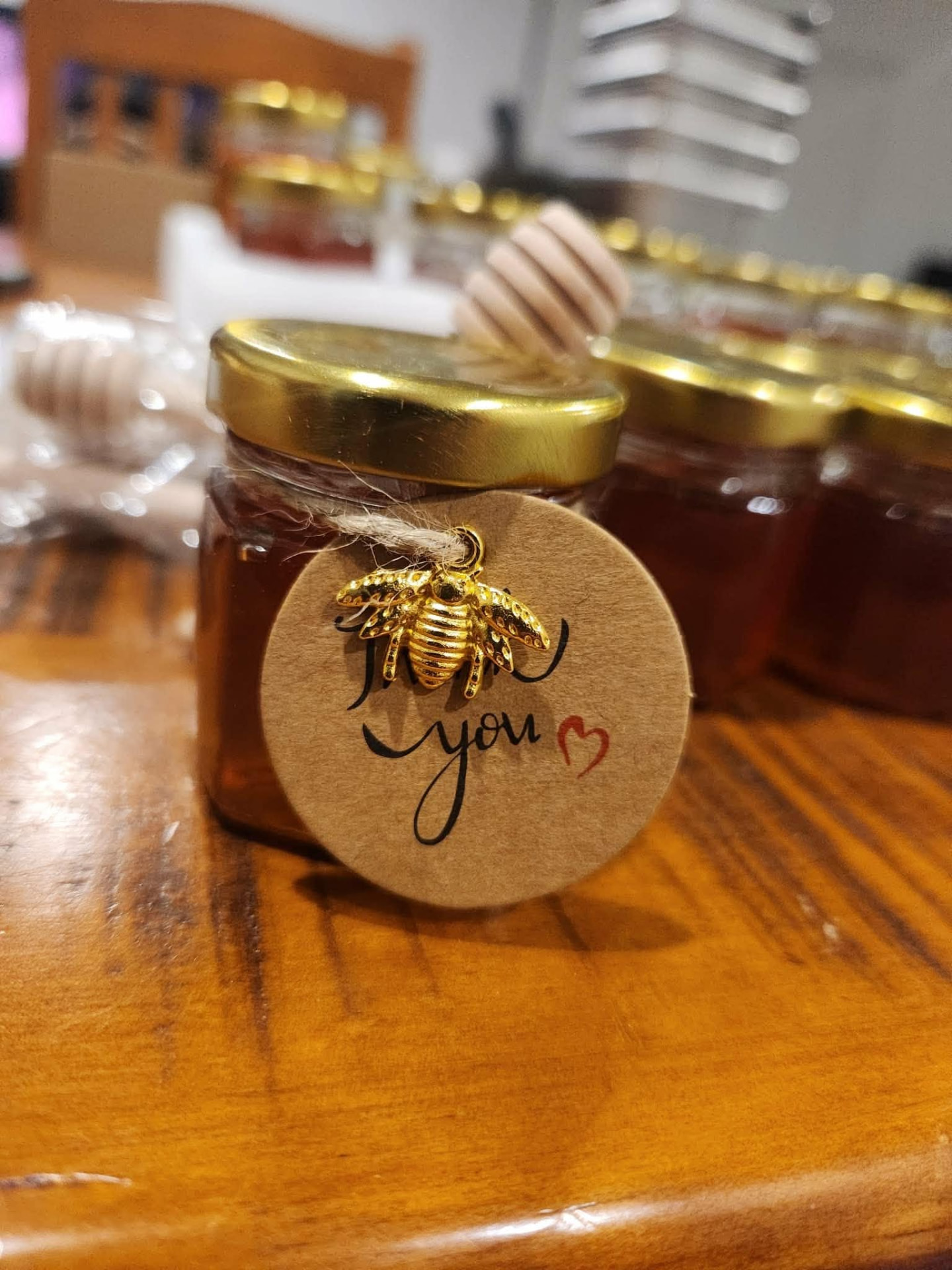 Honey jar favour with a thank-you tag